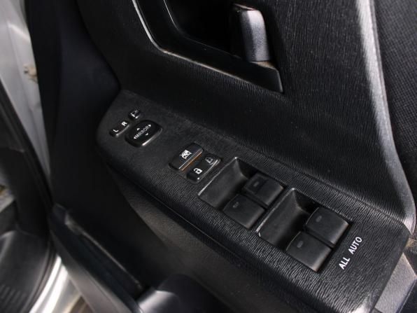 Toyota Noah II (R70) с пробегом 2010 года, цена 1 030 000 рублей, 374500 км, минивэн, Автокод Объявления