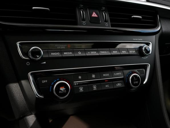Kia Optima IV Рестайлинг с пробегом 2019 года, цена 2 090 000 рублей, 155085 км, седан, Автокод Объявления