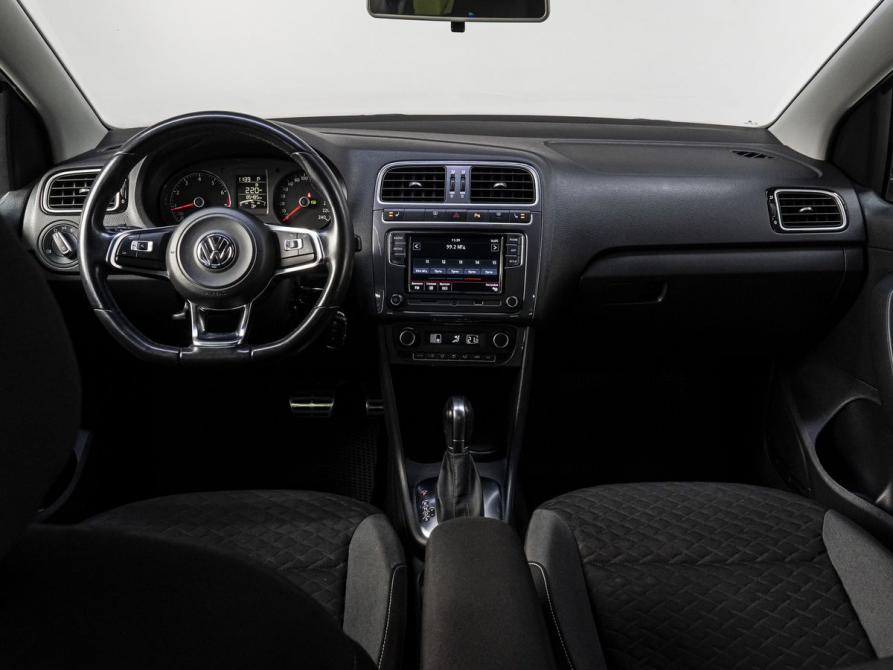 Volkswagen Polo V Рестайлинг Тюмень  - изображение 17