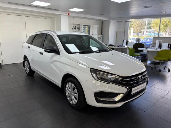 Lada (ВАЗ) Vesta I Рестайлинг (NG) с пробегом 2024 года, цена 1 296 000 рублей, 20936 км, универсал, Автокод Объявления