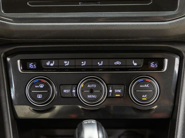 Volkswagen Tiguan II с пробегом 2017 года, цена 2 588 000 рублей, 108448 км, внедорожник, Автокод Объявления