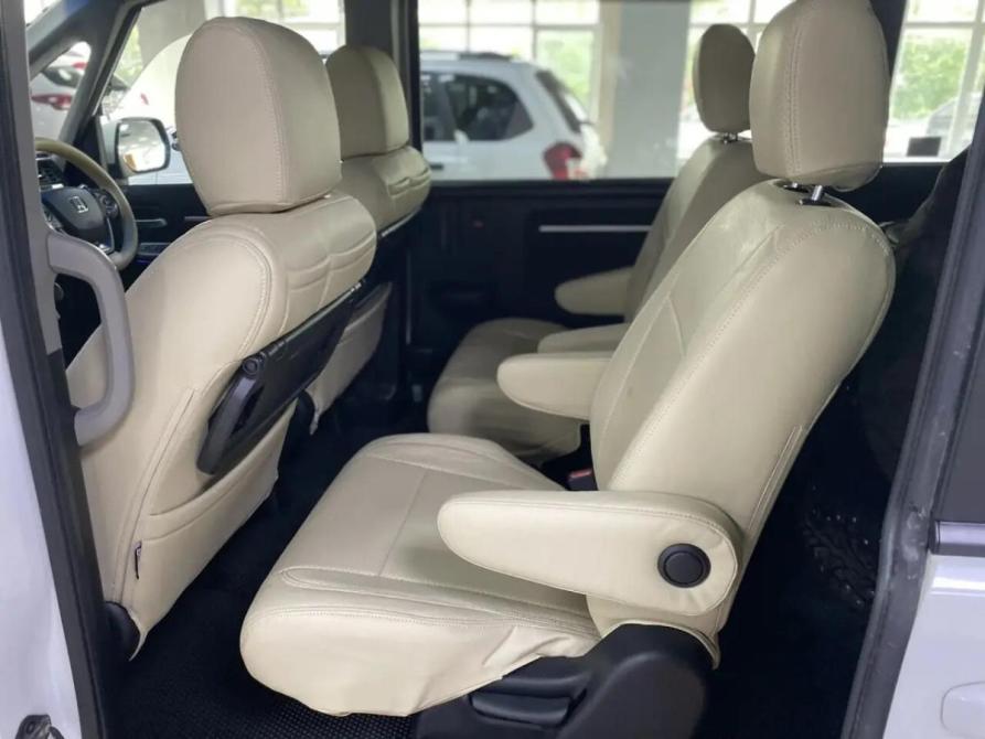 Honda Stepwgn V Рестайлинг Челябинск  - изображение 11