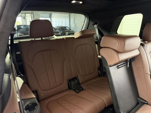BMW X7 I (G07) Рестайлинг с пробегом 2023 года, цена 11 850 000 рублей, 83227 км, внедорожник, Автокод Объявления