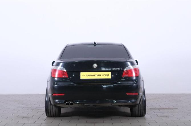 BMW 5 серии V (E60/E61) с пробегом 2003 года, цена 999 000 рублей, 330000 км, седан, Автокод Объявления