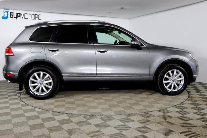Volkswagen Touareg II Рестайлинг с пробегом 2016 года, цена 2 949 990 рублей, 101107 км, внедорожник, Автокод Объявления