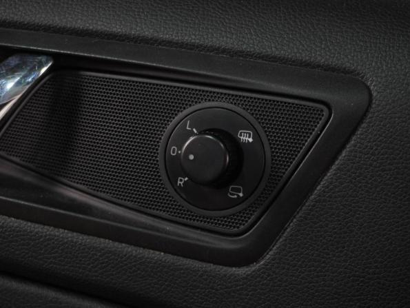 Skoda Yeti I Рестайлинг с пробегом 2014 года, цена 899 000 рублей, 145272 км, внедорожник, Автокод Объявления