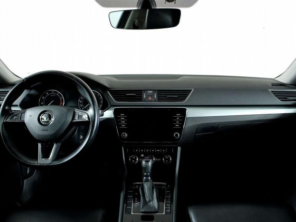 Skoda Superb III с пробегом 2018 года, цена 1 948 000 рублей, 117948 км, лифтбек, Автокод Объявления