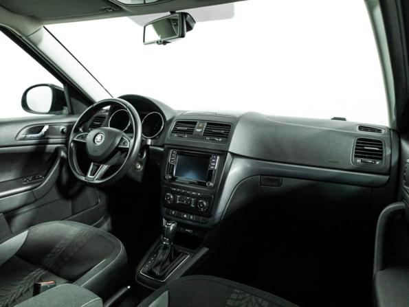 Skoda Yeti I Рестайлинг с пробегом 2015 года, цена 1 329 700 рублей, 171029 км, внедорожник, Автокод Объявления