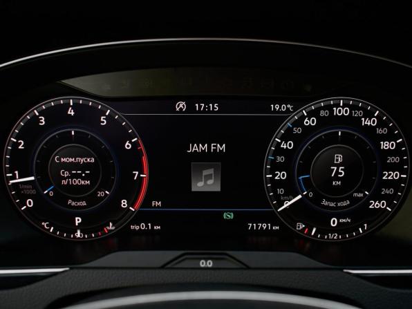 Volkswagen Passat B8 с пробегом 2019 года, цена 2 200 000 рублей, 71191 км, седан, Автокод Объявления