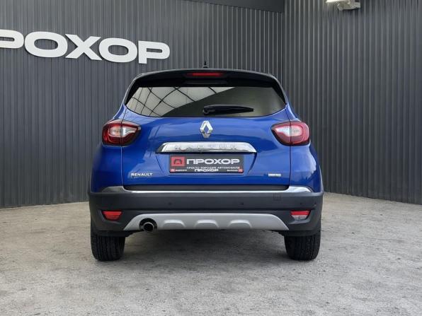 Renault Kaptur I Рестайлинг с пробегом 2020 года, цена 1 597 000 рублей, 125996 км, внедорожник, Автокод Объявления
