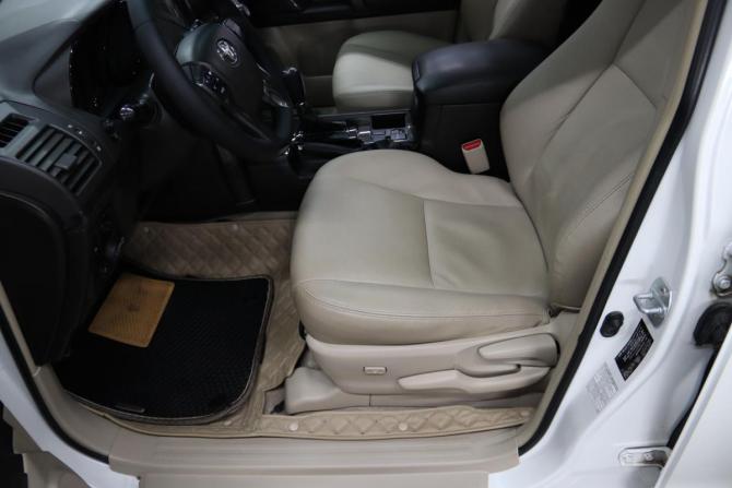 Toyota Land Cruiser Prado 150 Series с пробегом 2012 года, цена 2 540 450 рублей, 197705 км, внедорожник, Автокод Объявления