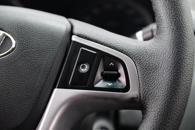 Hyundai Solaris I Рестайлинг с пробегом 2014 года, цена 945 350 рублей, 188559 км, седан, Автокод Объявления