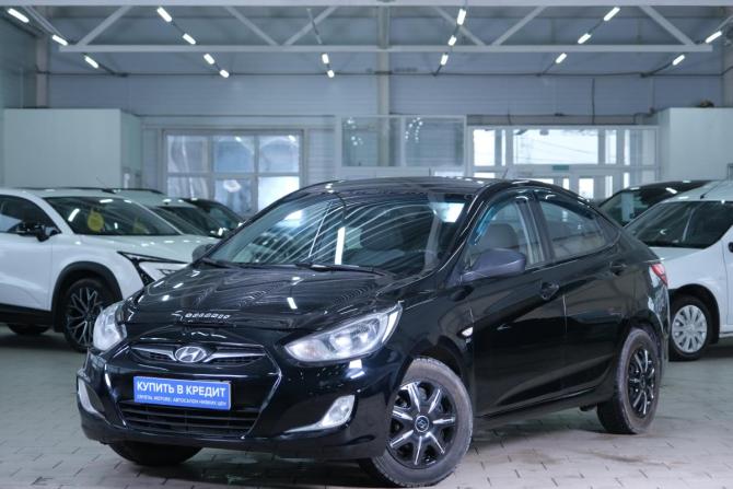 Hyundai Solaris I с пробегом 2013 года, цена 849 000 рублей, 260000 км, седан, Автокод Объявления