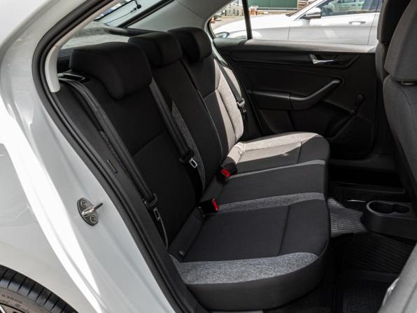 Skoda Rapid II с пробегом 2021 года, цена 1 585 000 рублей, 112176 км, лифтбек, Автокод Объявления