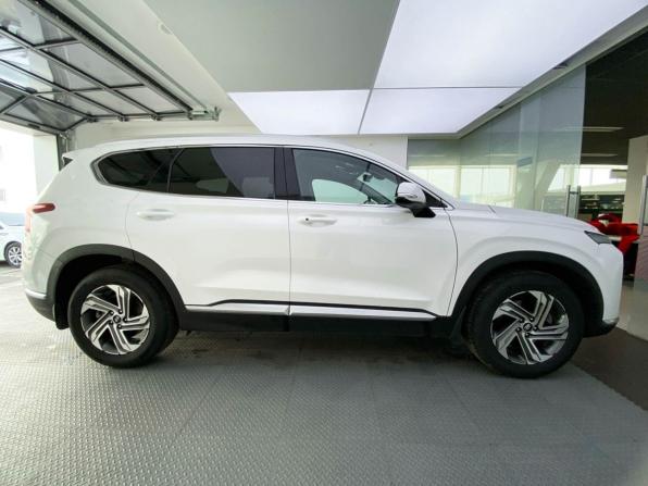 Hyundai Santa Fe IV Рестайлинг с пробегом 2021 года, цена 3 500 000 рублей, 77241 км, внедорожник, Автокод Объявления