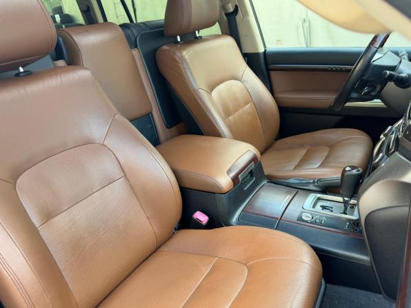Toyota Land Cruiser 200 Series Рестайлинг 1 с пробегом 2014 года, цена 3 449 000 рублей, 285000 км, внедорожник, Автокод Объявления