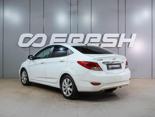 Hyundai Solaris I с пробегом 2013 года, цена 899 000 рублей, 144942 км, седан, Автокод Объявления
