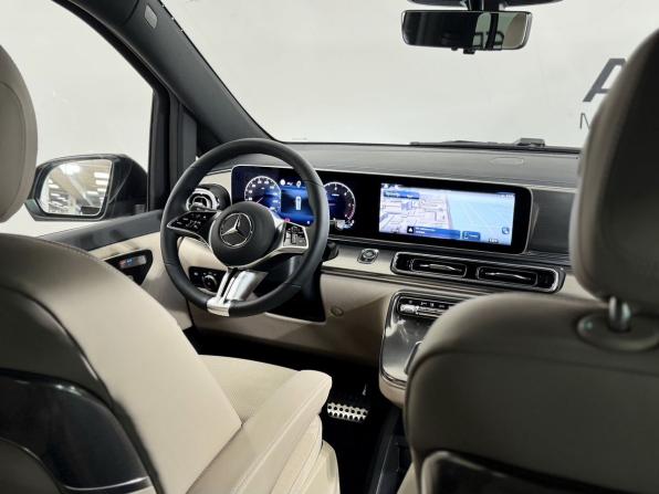 Mercedes-Benz V-Класс III (W447) Рестайлинг 2 с пробегом 2025 года, цена 13 990 000 рублей, 609 км, минивэн, Автокод Объявления