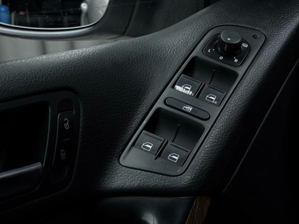 Volkswagen Tiguan I с пробегом 2010 года, цена 1 069 000 рублей, 254931 км, внедорожник, Автокод Объявления