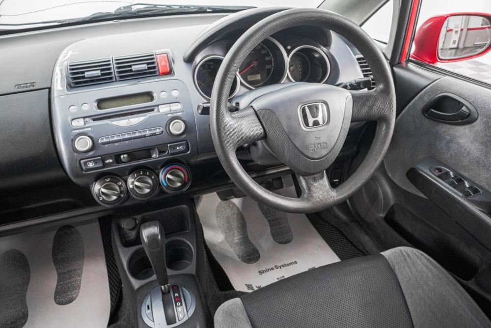 Honda Fit I Барнаул  - изображение 13