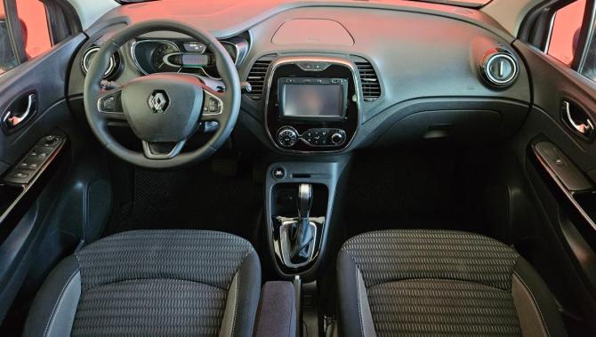 Renault Kaptur I с пробегом 2017 года, цена 1 295 000 рублей, 109484 км, внедорожник, Автокод Объявления