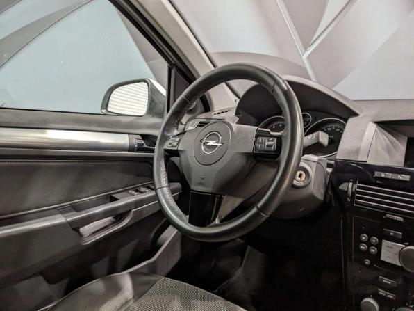 Opel Astra H Рестайлинг с пробегом 2011 года, цена 470 000 рублей, 217053 км, универсал, Автокод Объявления
