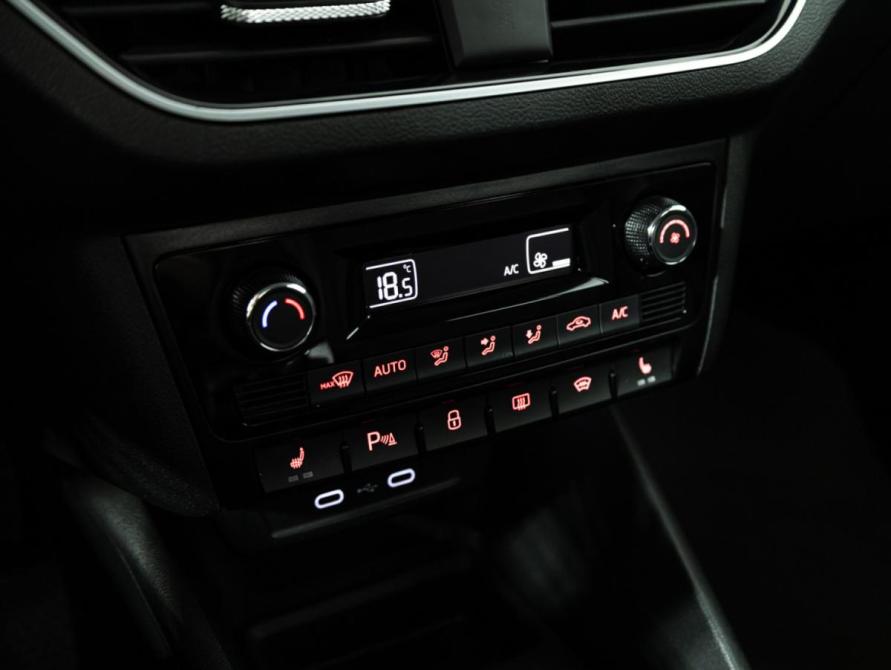 Volkswagen Polo VI Санкт-Петербург  - изображение 18