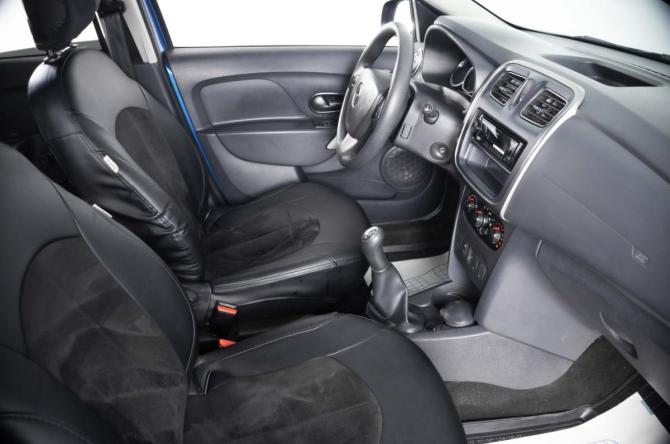 Renault Sandero II с пробегом 2018 года, цена 999 000 рублей, 64512 км, хэтчбек, Автокод Объявления