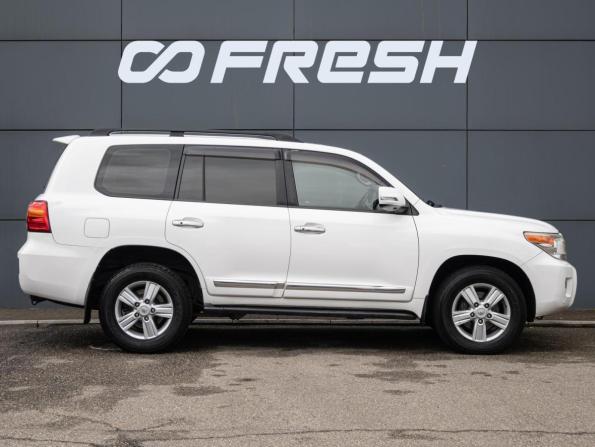 Toyota Land Cruiser 200 Series Рестайлинг 1 с пробегом 2012 года, цена 3 450 000 рублей, 262016 км, внедорожник, Автокод Объявления