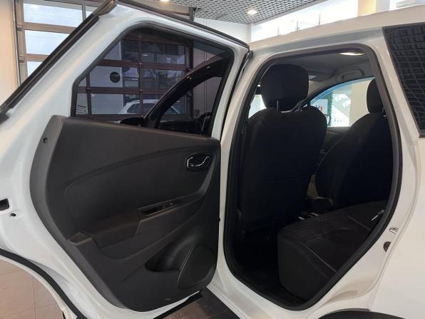 Renault Kaptur I с пробегом 2017 года, цена 1 350 000 рублей, 106700 км, внедорожник, Автокод Объявления