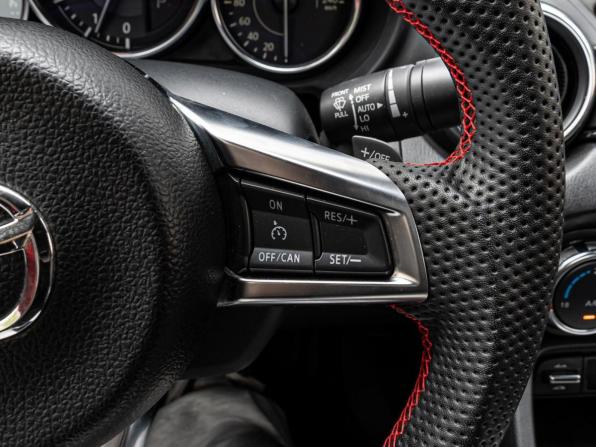 Mazda MX-5 IV (ND) с пробегом 2020 года, цена 2 970 000 рублей, 16961 км, родстер, Автокод Объявления
