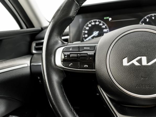 Kia K5 III с пробегом 2022 года, цена 2 630 000 рублей, 49722 км, седан, Автокод Объявления
