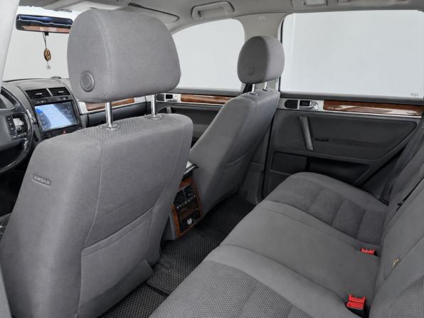 Volkswagen Touareg I Рестайлинг с пробегом 2007 года, цена 1 039 000 рублей, 295524 км, внедорожник, Автокод Объявления