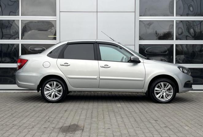 Lada (ВАЗ) Granta I Рестайлинг с пробегом 2022 года, цена 800 000 рублей, 39966 км, седан, Автокод Объявления