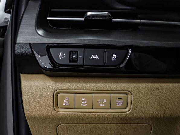 Kia Carnival IV с пробегом 2021 года, цена 4 649 000 рублей, 34229 км, минивэн, Автокод Объявления