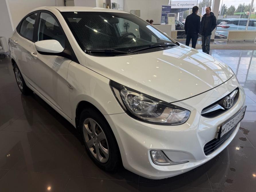 Hyundai Solaris I Челябинск  - изображение 3