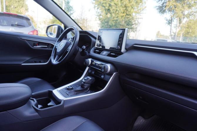 Toyota RAV4 V (XA50) с пробегом 2019 года, цена 3 420 000 рублей, 52575 км, внедорожник, Автокод Объявления