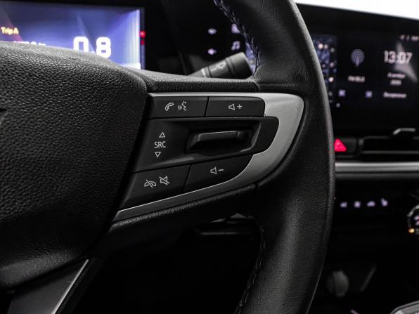 Chevrolet Monza II Рестайлинг с пробегом 2024 года, цена 1 679 000 рублей, 52134 км, седан, Автокод Объявления
