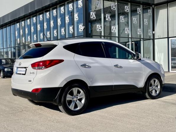 Hyundai ix35 I с пробегом 2012 года, цена 1 320 000 рублей, 182000 км, внедорожник, Автокод Объявления