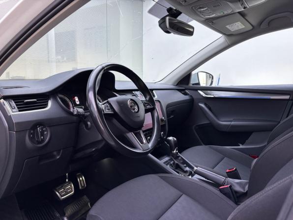 Skoda Octavia III (A7) Рестайлинг с пробегом 2017 года, цена 1 999 000 рублей, 101533 км, лифтбек, Автокод Объявления