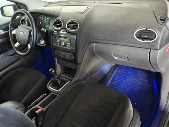 Ford Focus II с пробегом 2006 года, цена 349 000 рублей, 207568 км, хэтчбек, Автокод Объявления