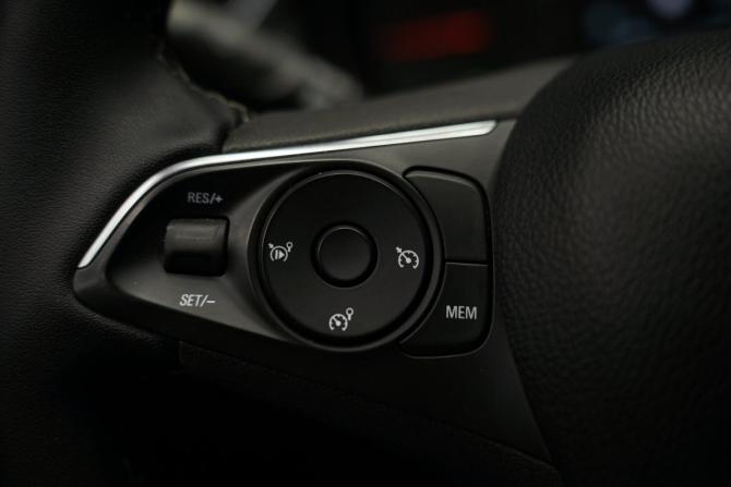 Opel Grandland I (X) с пробегом 2020 года, цена 1 994 000 рублей, 97400 км, внедорожник, Автокод Объявления
