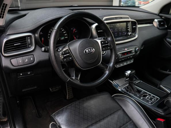 Kia Sorento III Prime Рестайлинг с пробегом 2018 года, цена 2 995 000 рублей, 118664 км, внедорожник, Автокод Объявления