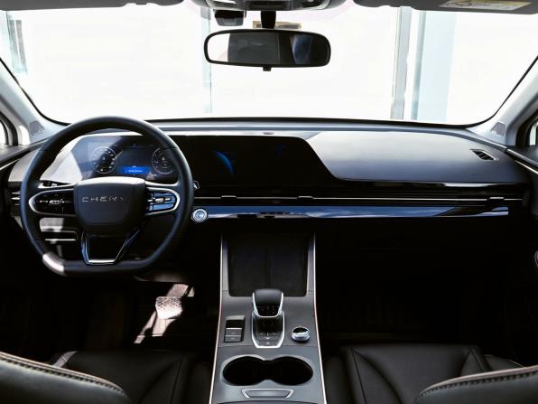 Omoda C5 I с пробегом 2023 года, цена 1 777 000 рублей, 37969 км, внедорожник, Автокод Объявления