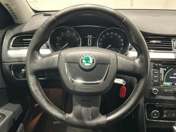 Skoda Superb II с пробегом 2012 года, цена 829 000 рублей, 189443 км, лифтбек, Автокод Объявления