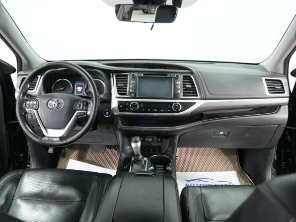 Toyota Highlander III (XU50) Рестайлинг с пробегом 2018 года, цена 3 949 000 рублей, 160492 км, внедорожник, Автокод Объявления