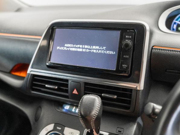 Toyota Sienta II с пробегом 2016 года, цена 1 299 000 рублей, 126326 км, компактвэн, Автокод Объявления