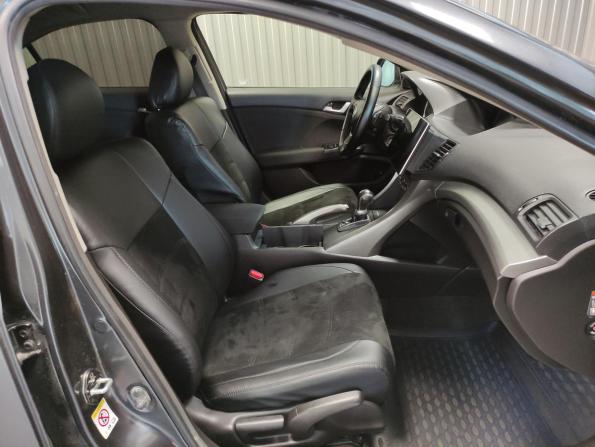 Honda Accord VIII Рестайлинг с пробегом 2012 года, цена 850 000 рублей, 237000 км, седан, Автокод Объявления