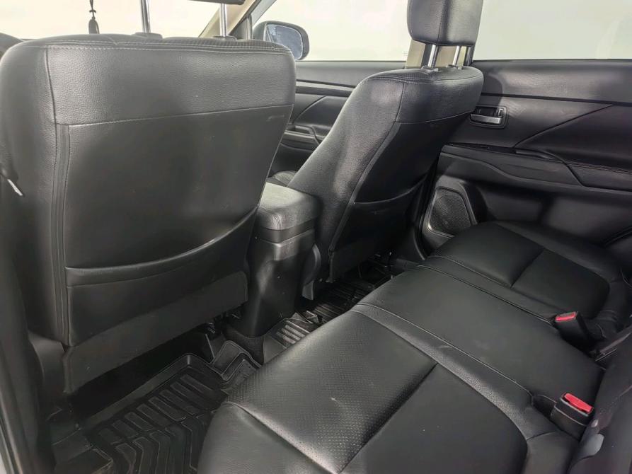 Mitsubishi Outlander III Рестайлинг 2 Санкт-Петербург  - изображение 20