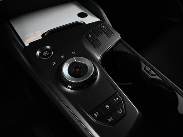 Kia Sportage V Рестайлинг с пробегом 2026 года, цена 4 199 000 рублей, 8 км, внедорожник, Автокод Объявления